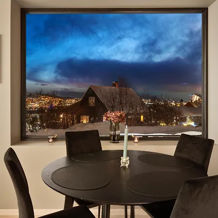 Arctic Homes - The View