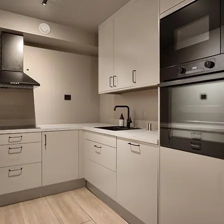 Arctic Homes - The View *